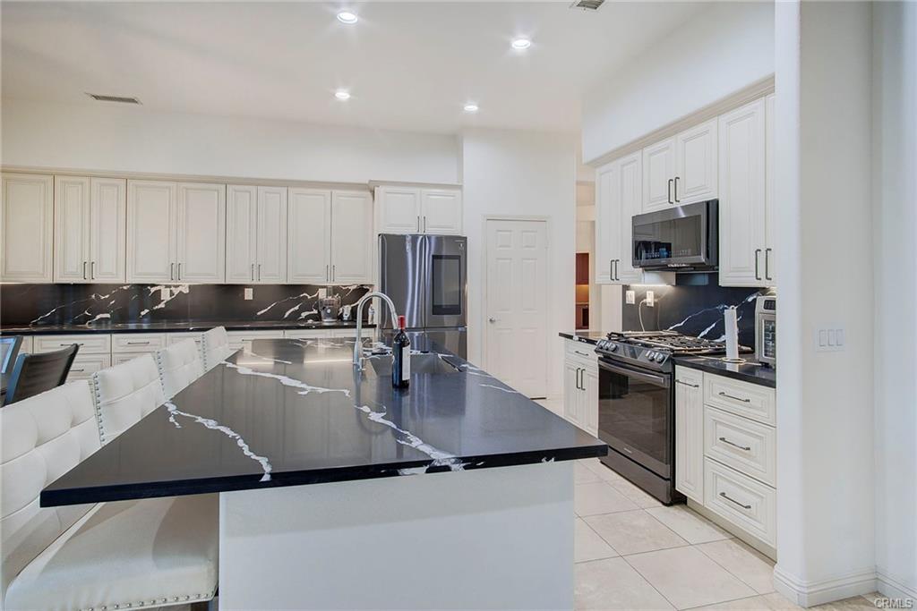 Riverside, California, 92508, United States, 4 Bedrooms Bedrooms, ,3 BathroomsBathrooms,Residential,For Sale,2005932