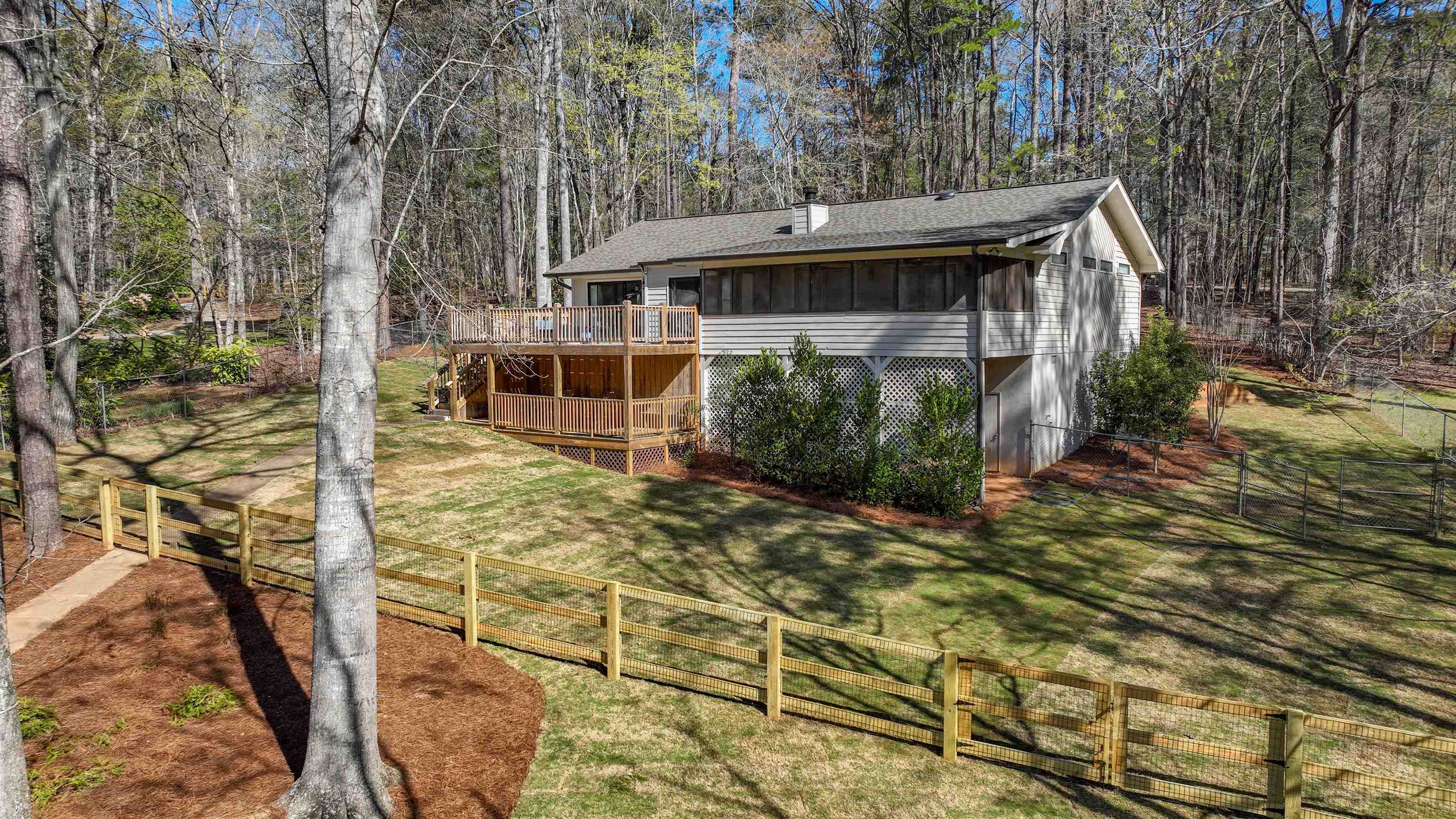 Greensboro, Georgia, 30642, United States, 5 Bedrooms Bedrooms, ,2 BathroomsBathrooms,Residential,For Sale,1907052