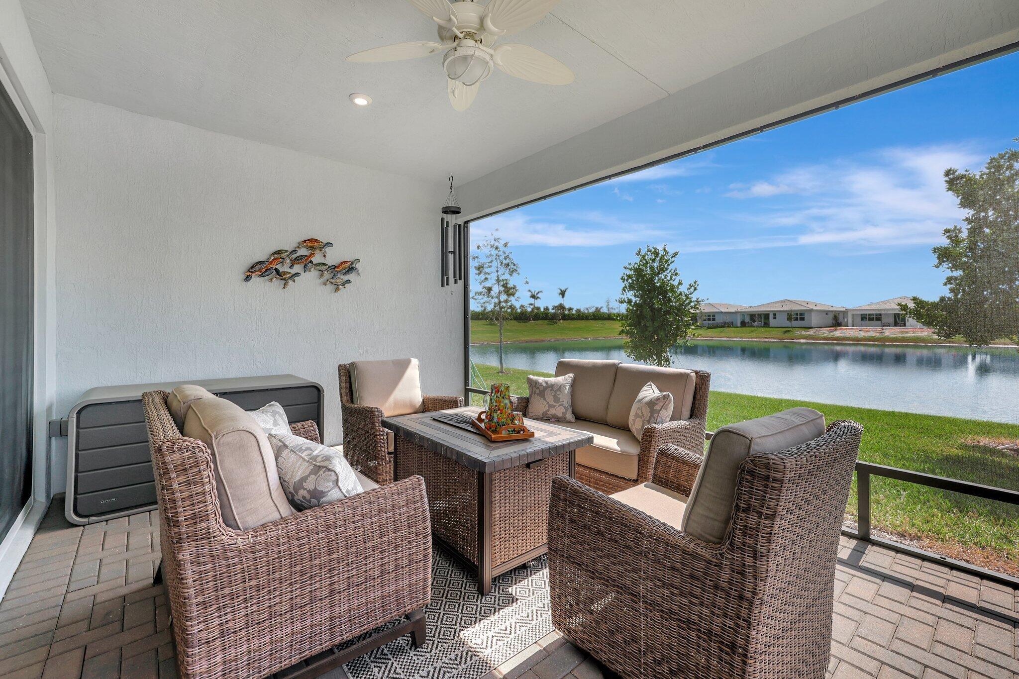 Port St Lucie, Florida, 34987, United States, 2 Bedrooms Bedrooms, ,3 BathroomsBathrooms,Residential,For Sale,1921957