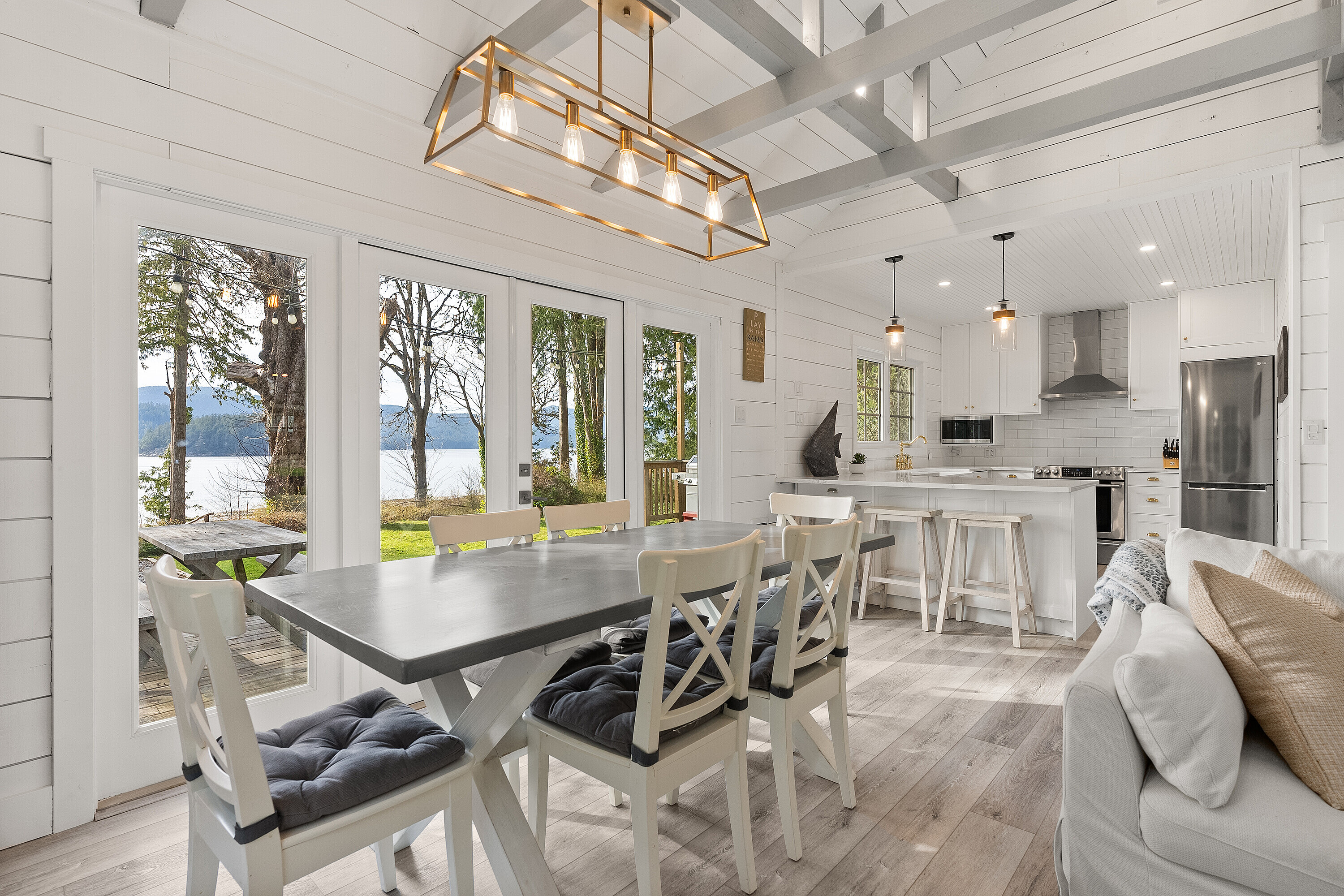  Inlet Waterfront Retreat - 物件實景