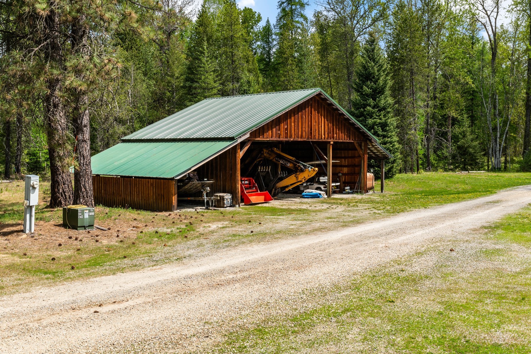  Riverfront Estate Ranch Property - 物件實景