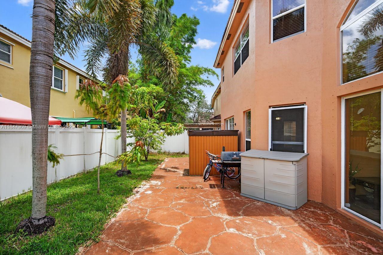 Homestead, Florida, 33033, United States, 7 Bedrooms Bedrooms, ,3 BathroomsBathrooms,Residential,For Sale,1903870