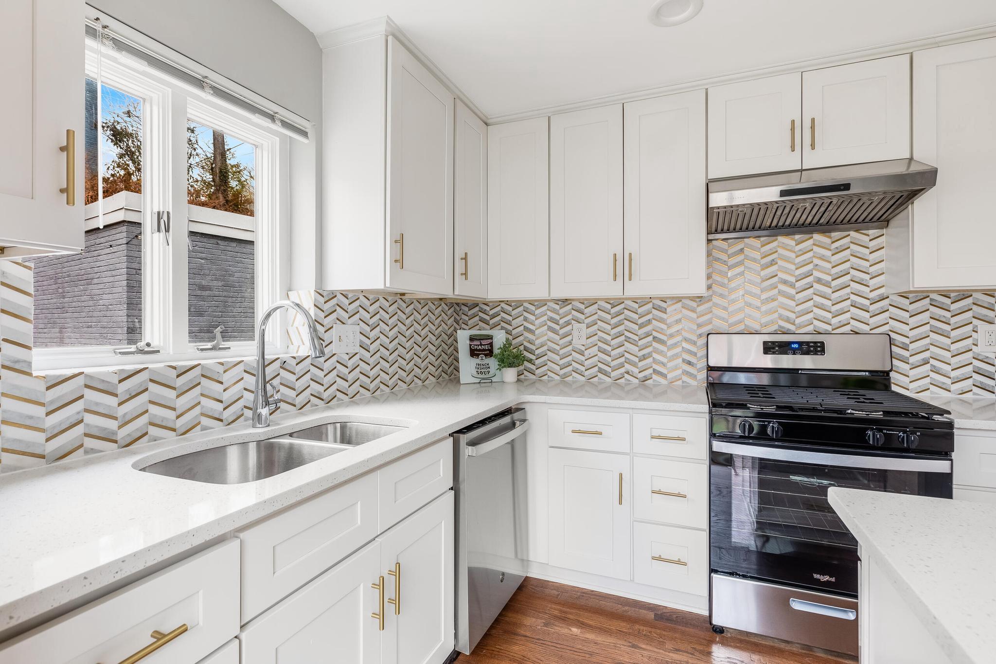  2400 S Arlington Ridge Road, Arlington, VA, 22202 - 物件實景
