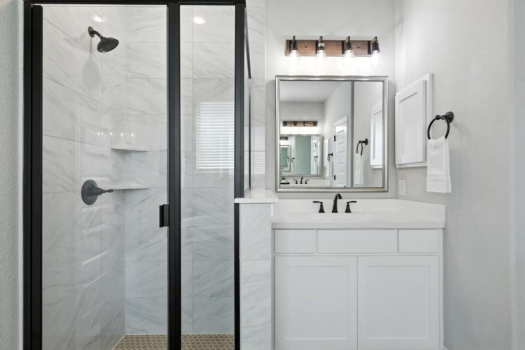 Mansfield, Texas, 76084, United States, 4 Bedrooms Bedrooms, ,4 BathroomsBathrooms,Residential,For Sale,1927817
