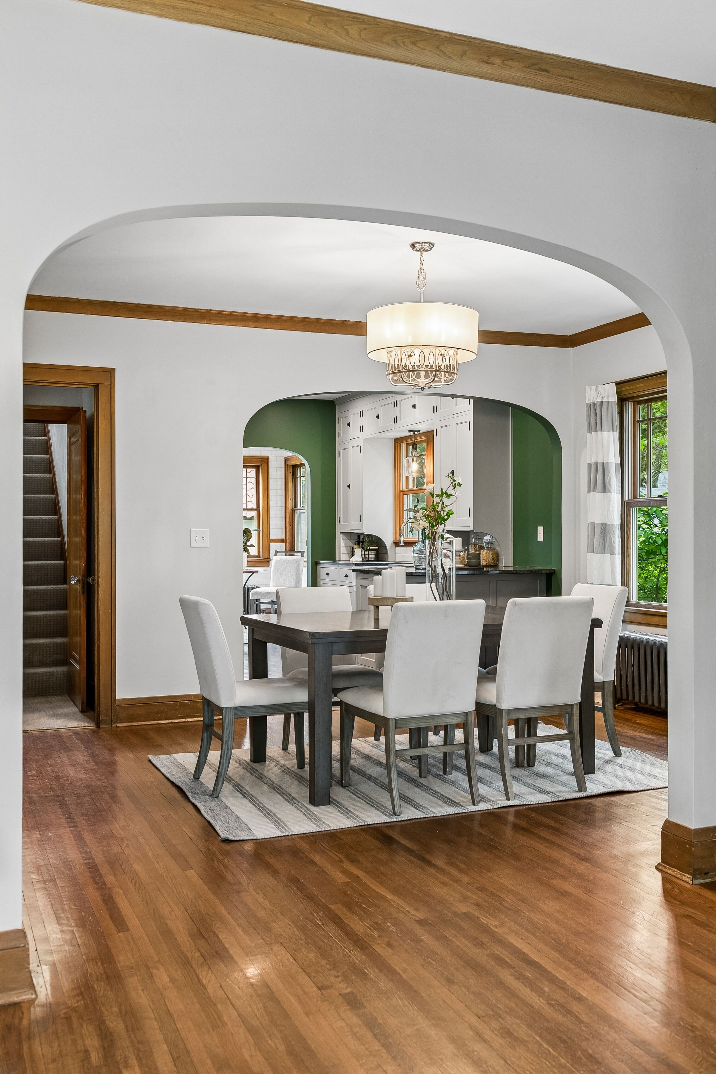  Refined Character Home Overlooking Victory Memorial Parkway - 物件實景