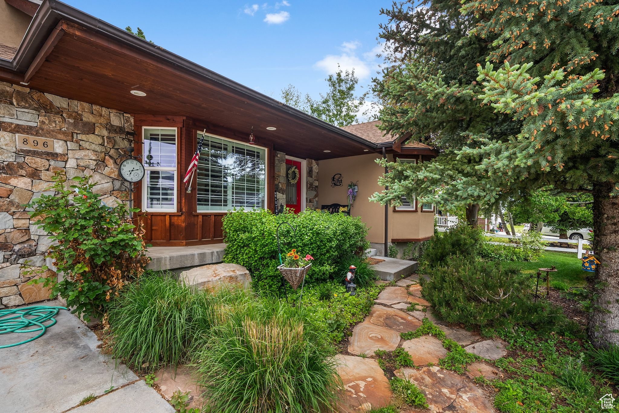 Heber City, Utah, 84032, United States, 5 Bedrooms Bedrooms, ,3 BathroomsBathrooms,Residential,For Sale,1836891