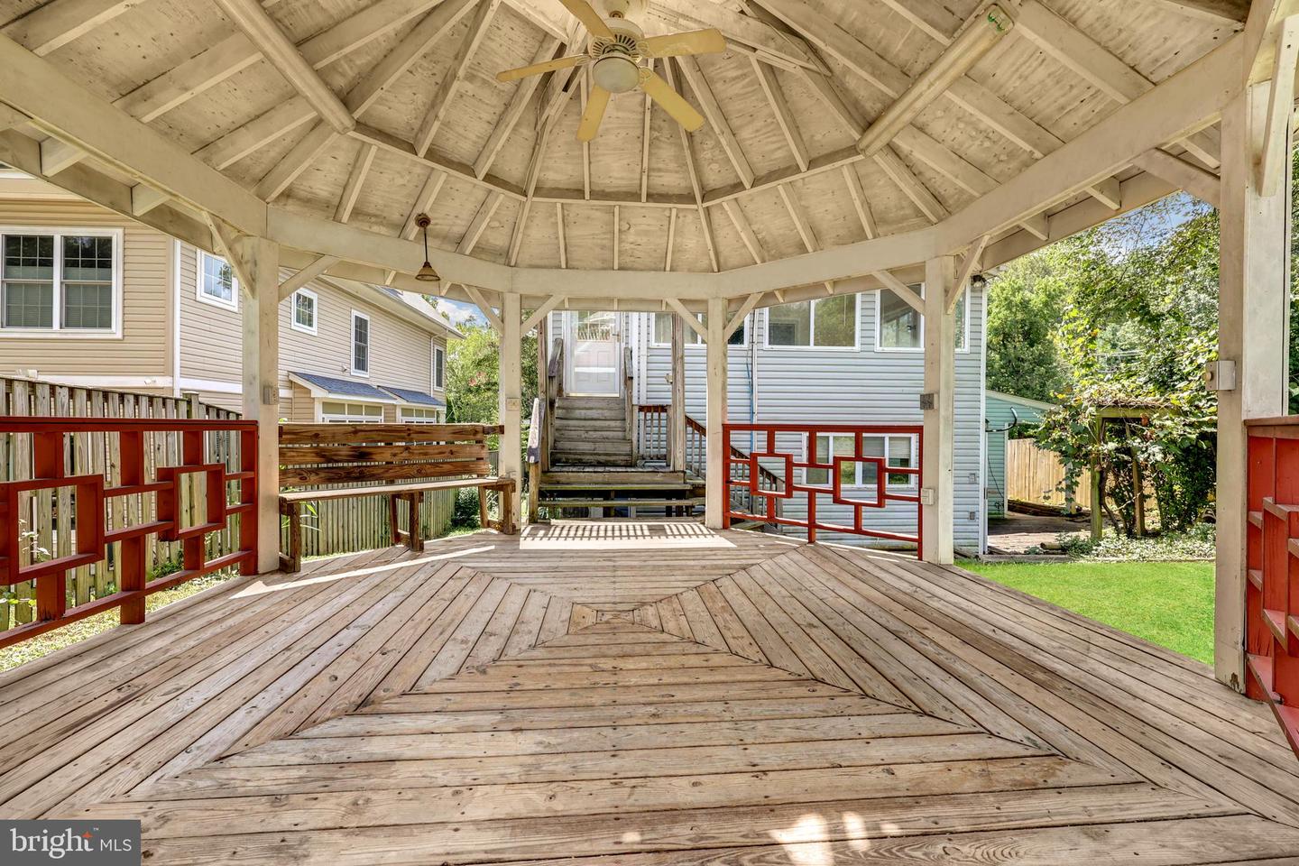 Falls Church, Virginia, 22042, United States, 5 Bedrooms Bedrooms, ,2 BathroomsBathrooms,Residential,For Sale,1932563