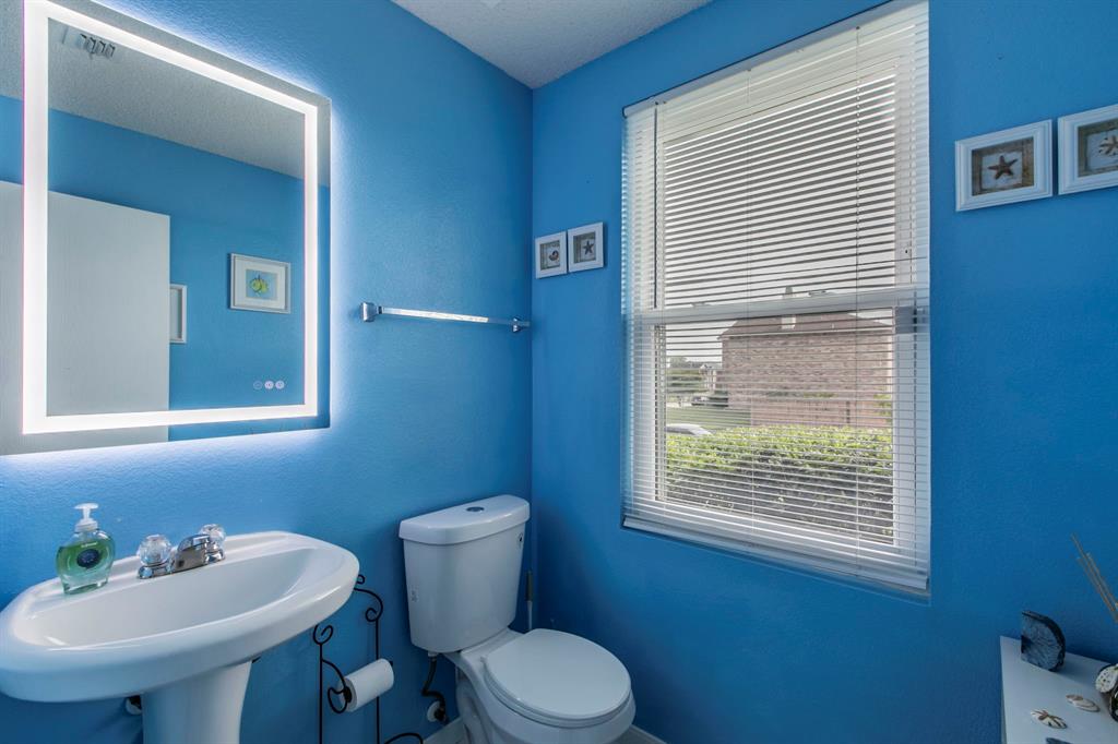 Lancaster, Texas, 75134, United States, 5 Bedrooms Bedrooms, ,3 BathroomsBathrooms,Residential,For Sale,1935785