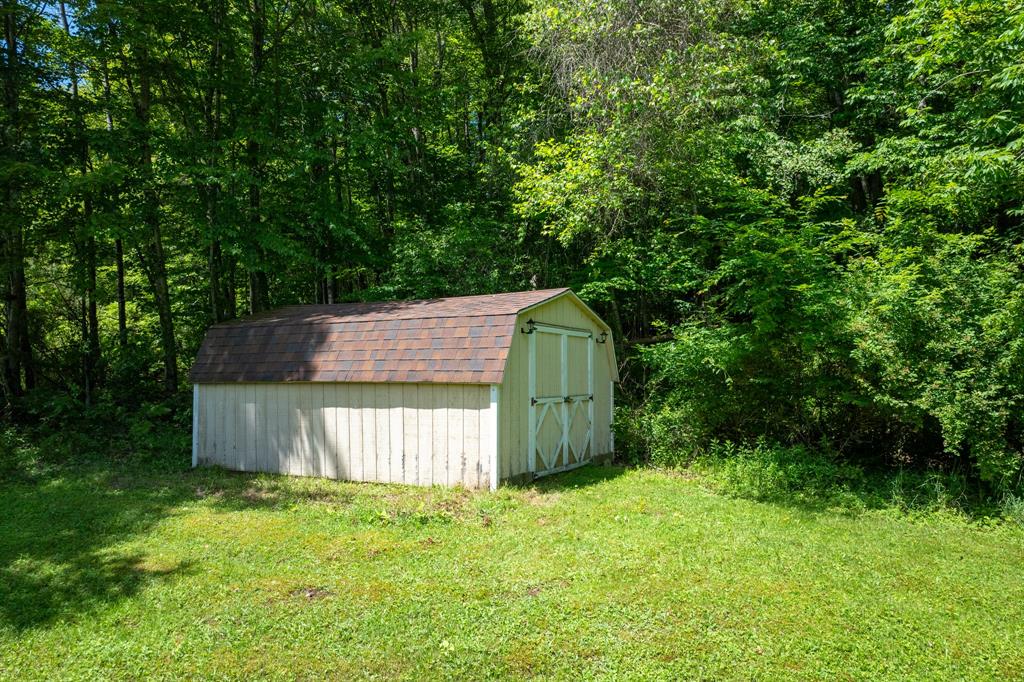 Fremont Center, New York, 12736, United States, 3 Bedrooms Bedrooms, ,1 BathroomBathrooms,Residential,For Sale,1984305