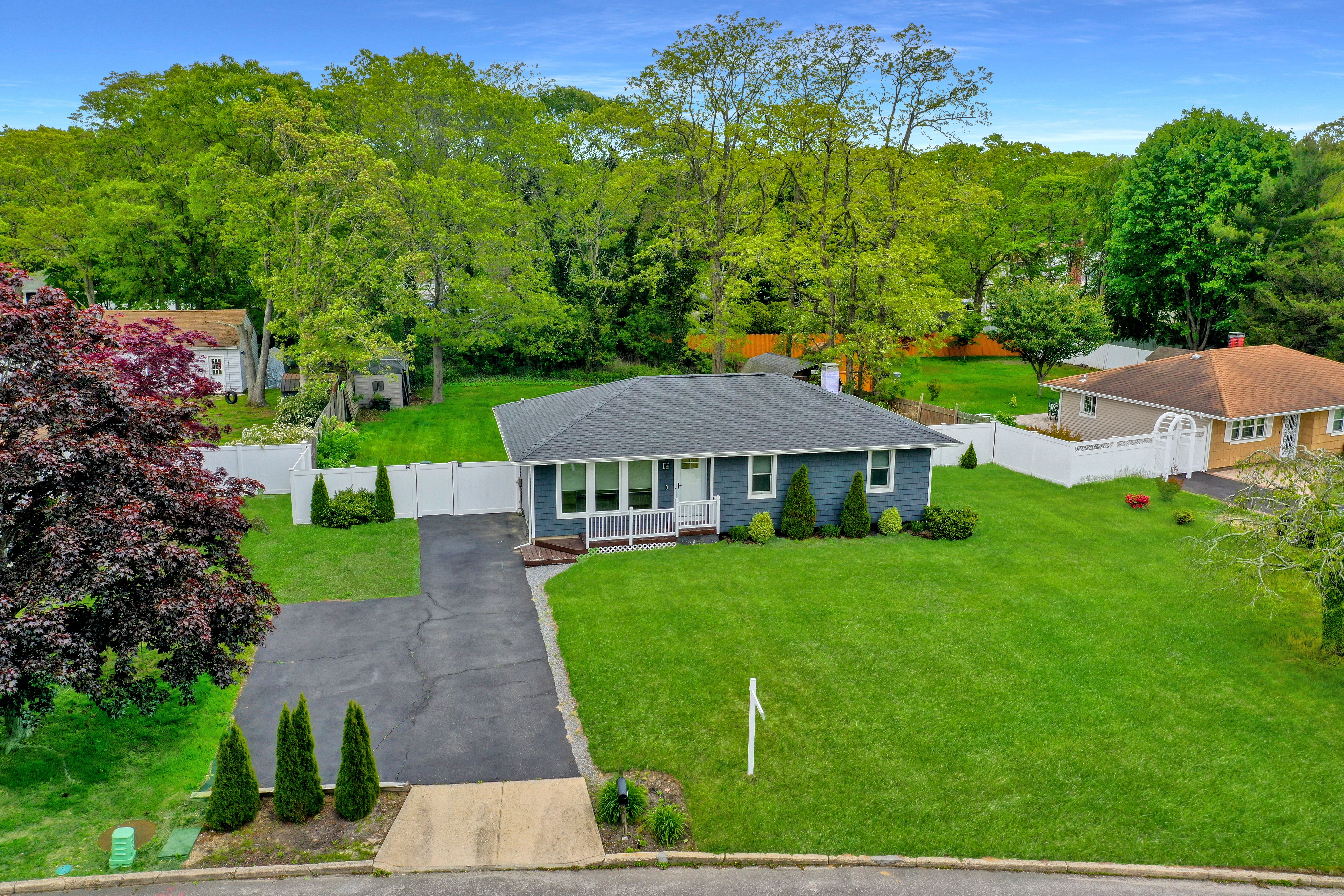 Brookhaven, New York, 11719, United States, 3 Bedrooms Bedrooms, ,2 BathroomsBathrooms,Residential,For Sale,1924488