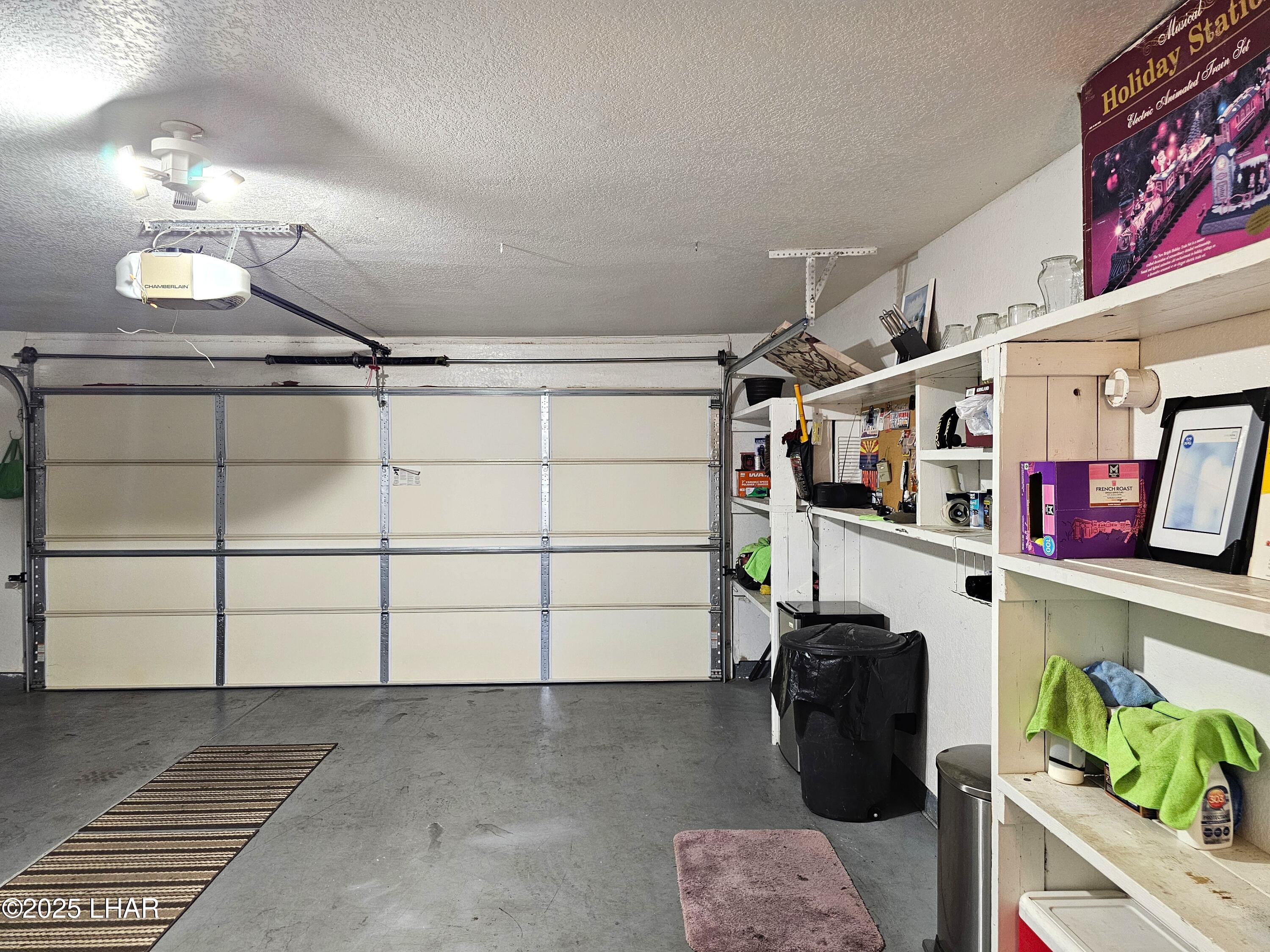 Lake Havasu City, Arizona, 86403, United States, 2 Bedrooms Bedrooms, ,3 BathroomsBathrooms,Residential,For Sale,2001999