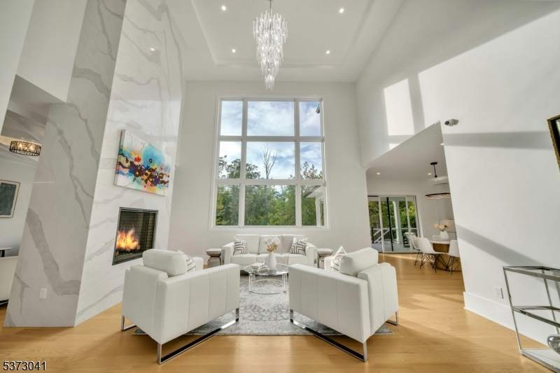 Livingston Twp., New Jersey, 07039, United States, 7 Bedrooms Bedrooms, ,9 BathroomsBathrooms,Residential,For Sale,1903454