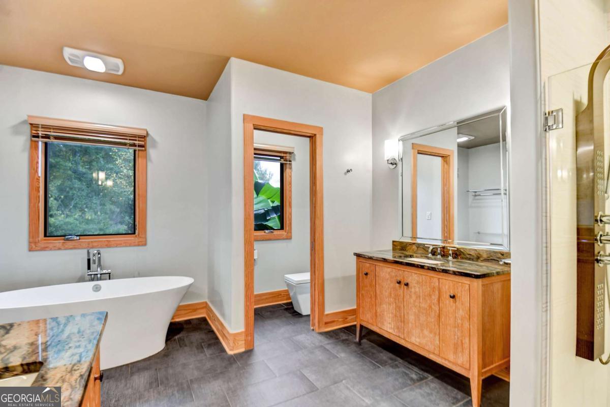 Athens, Georgia, 30606, United States, 2 Bedrooms Bedrooms, ,3 BathroomsBathrooms,Residential,For Sale,1992005