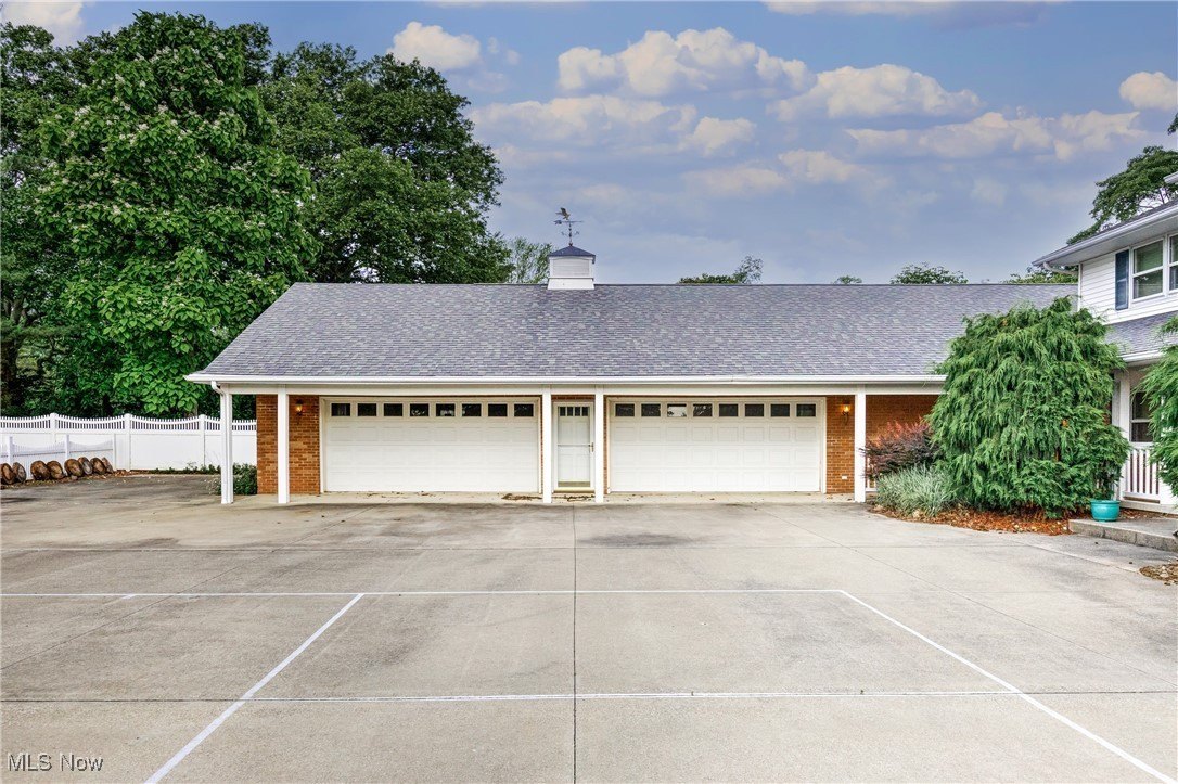 Conneaut, Ohio, 44030, United States, 7 Bedrooms Bedrooms, ,8 BathroomsBathrooms,Residential,For Sale,1977295