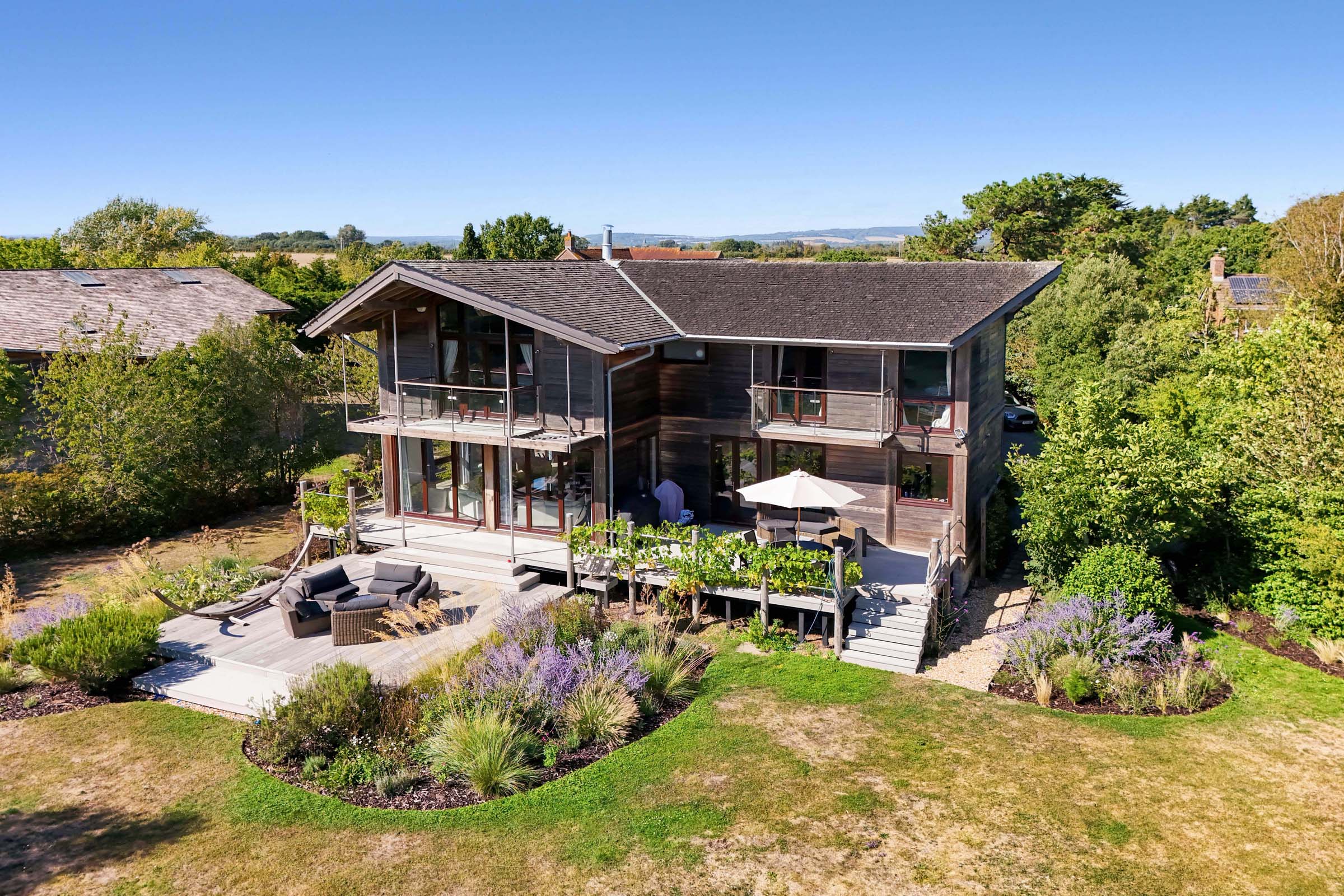  Architect-designed masterpiece with far-reaching views over Furzefield Creek - 物件實景