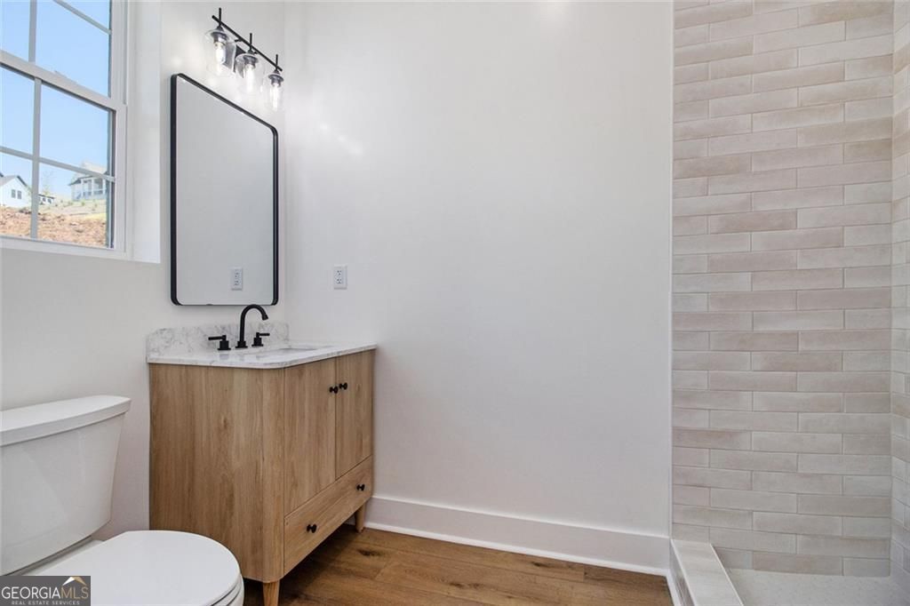 Dawsonville, Georgia, 30534, United States, 5 Bedrooms Bedrooms, ,7 BathroomsBathrooms,Residential,For Sale,1952234