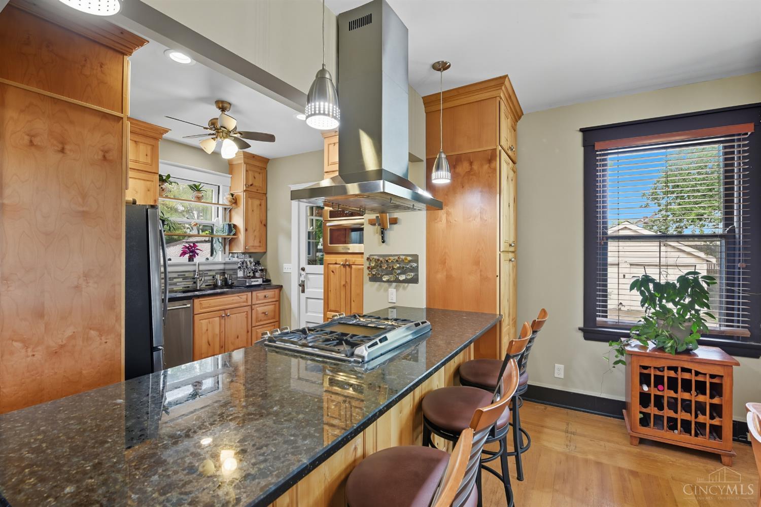 Cincinnati, Ohio, 45209, United States, 5 Bedrooms Bedrooms, ,2 BathroomsBathrooms,Residential,For Sale,1966693