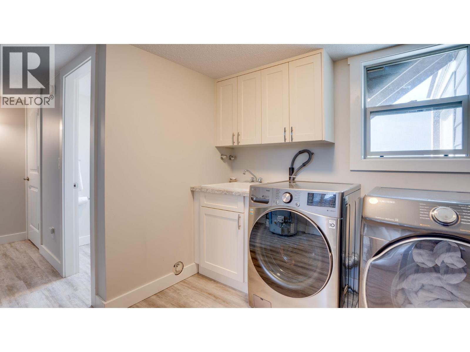 ARMSTRONG, British Columbia, V4Y 0B3, CA, 4 Bedrooms Bedrooms, ,2 BathroomsBathrooms,Residential,For Sale,1950406
