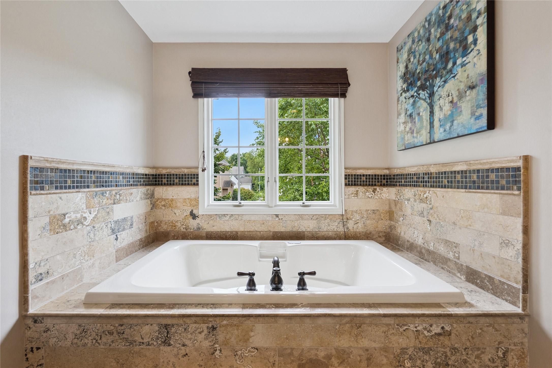Ankeny, Iowa, 50021, United States, 4 Bedrooms Bedrooms, ,4 BathroomsBathrooms,Residential,For Sale,1935167