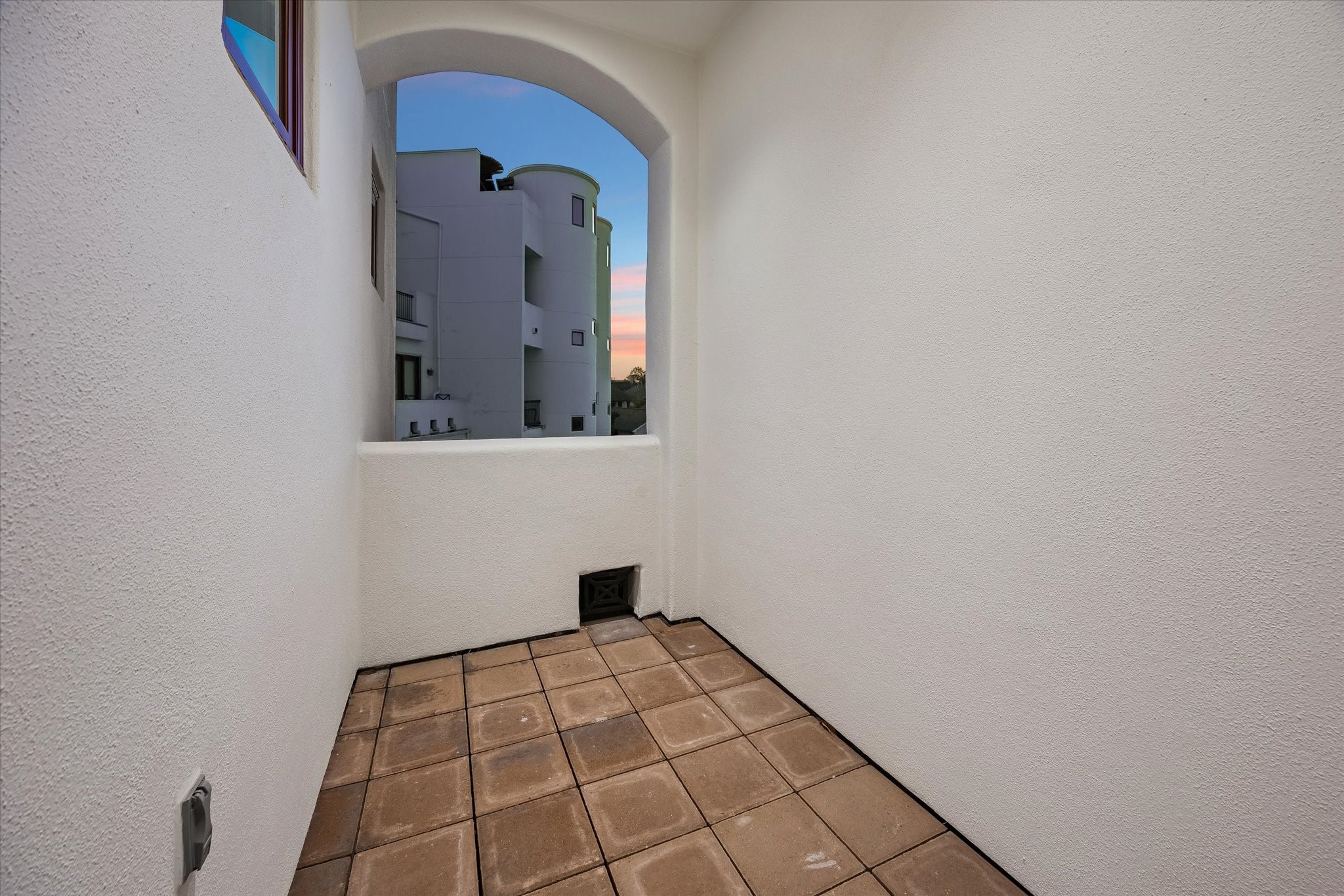  311 Calle Sevilla Place - 物件實景