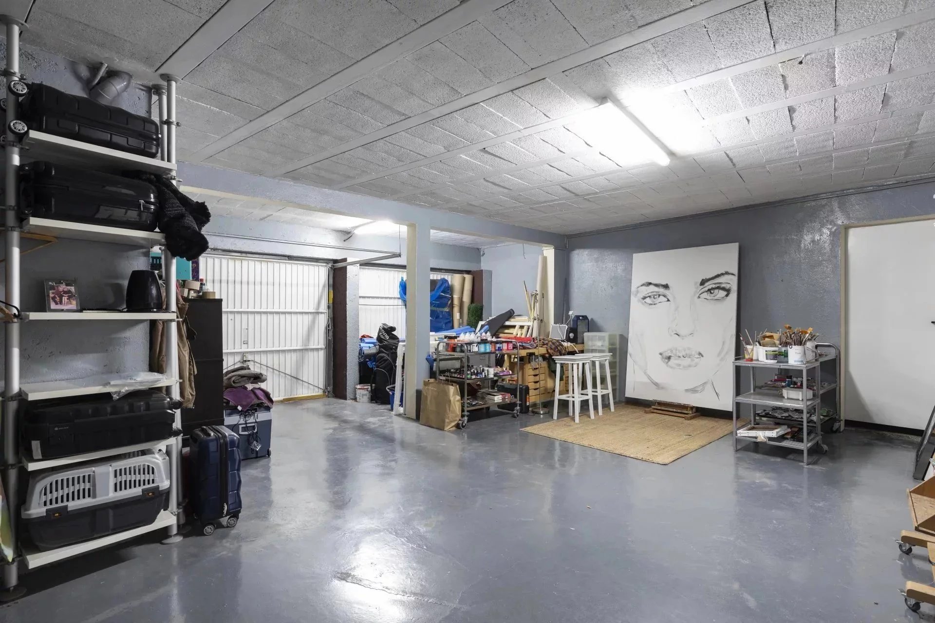 Vence, Provence-Alpes-Côte d’Azur, 06140, FR, 3 Bedrooms Bedrooms, ,6 BathroomsBathrooms,Residential,For Sale,1995667