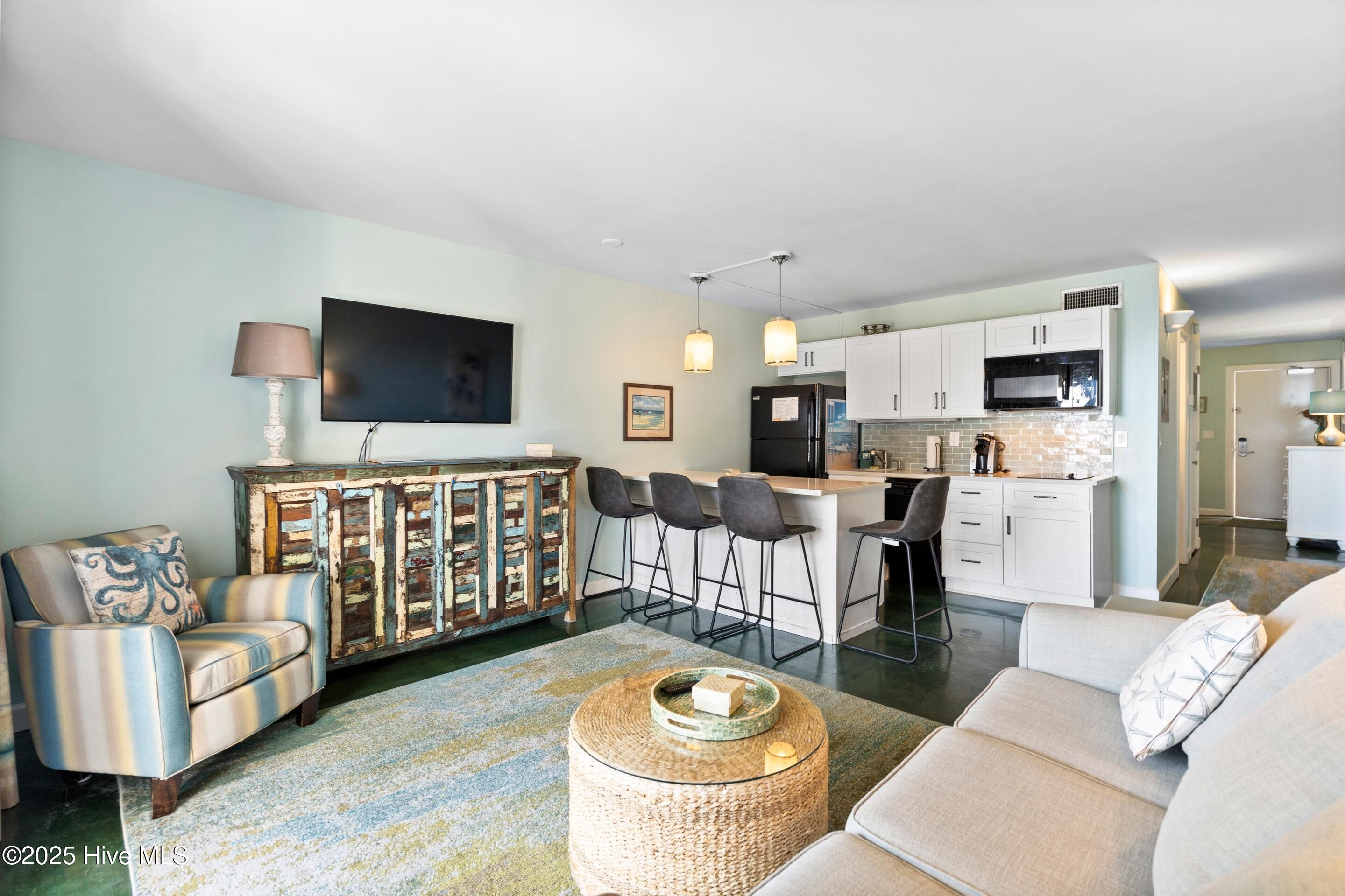 Wrightsville Beach, North Carolina, 28480, United States, 1 Bedroom Bedrooms, ,1 BathroomBathrooms,Residential,For Sale,1950442