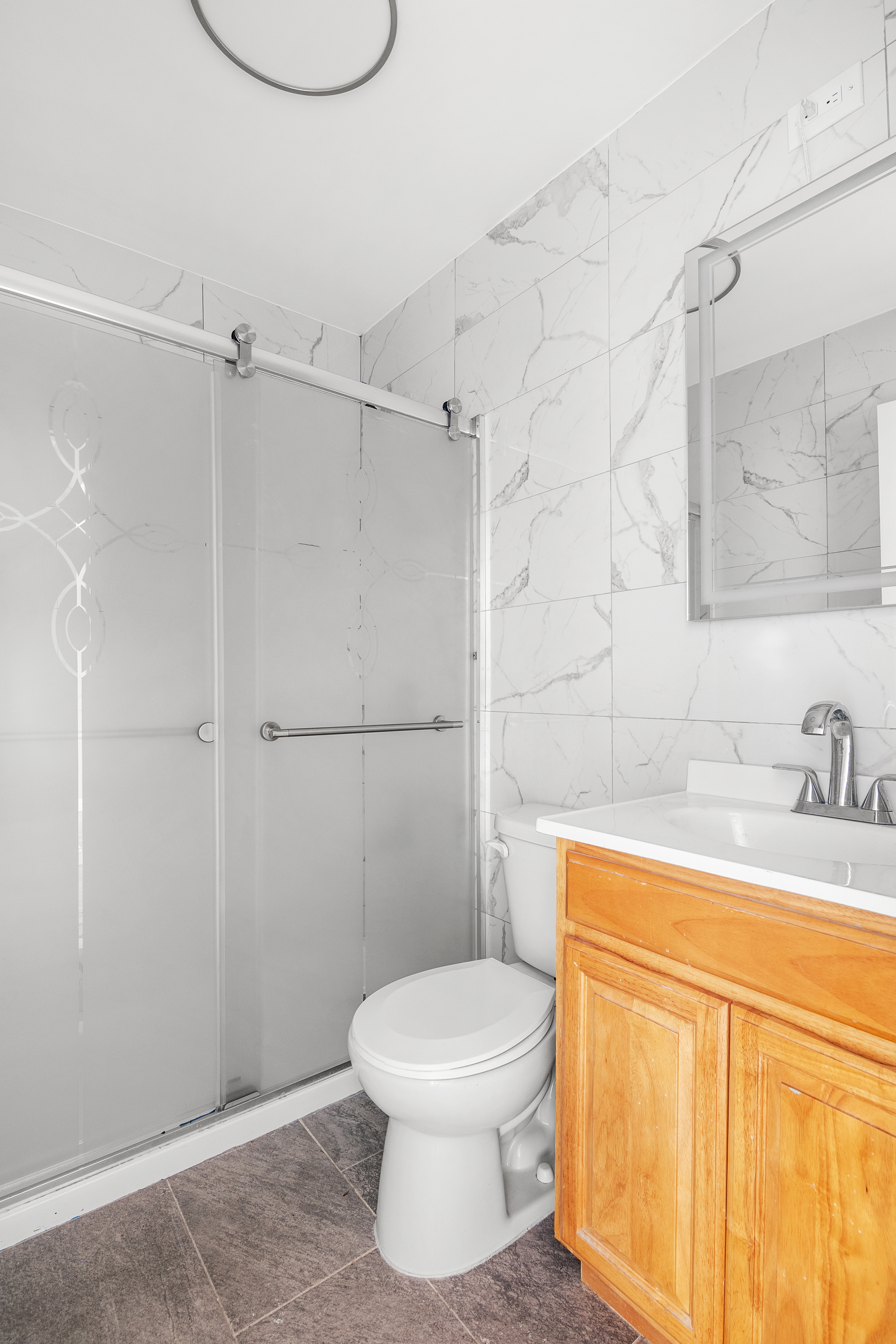 Brooklyn, New York, 11234, United States, 5 Bedrooms Bedrooms, ,3 BathroomsBathrooms,Residential,For Sale,1976876