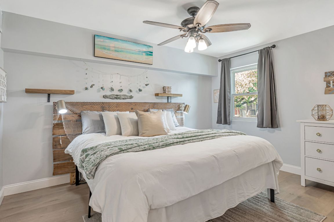 Point Venture, Texas, 78645, United States, 5 Bedrooms Bedrooms, ,4 BathroomsBathrooms,Residential,For Sale,1840855