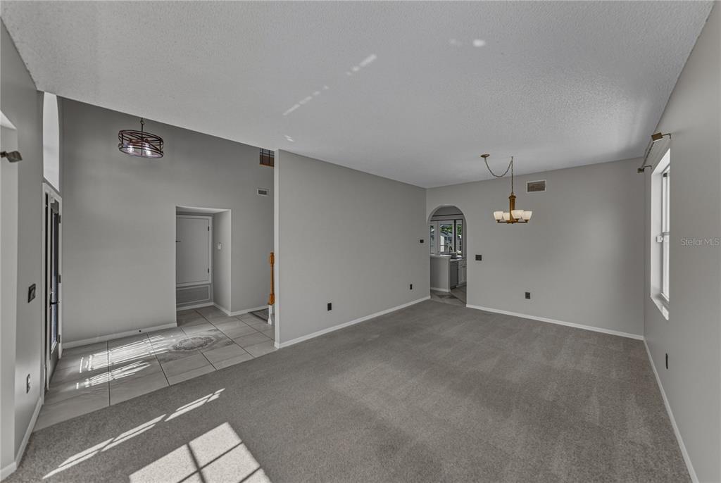 Oldsmar, Florida, 34677, United States, 5 Bedrooms Bedrooms, ,3 BathroomsBathrooms,Residential,For Sale,1988013