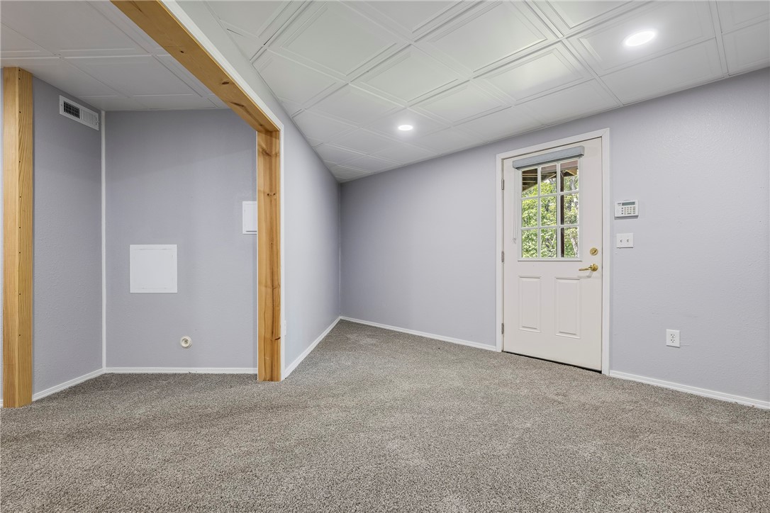 Rogers, Arkansas, 72756, United States, 4 Bedrooms Bedrooms, ,3 BathroomsBathrooms,Residential,For Sale,1925135