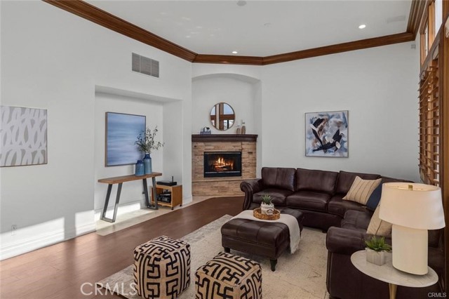 Silverado, California, 92676, United States, 6 Bedrooms Bedrooms, ,7 BathroomsBathrooms,Residential,For Sale,2034408