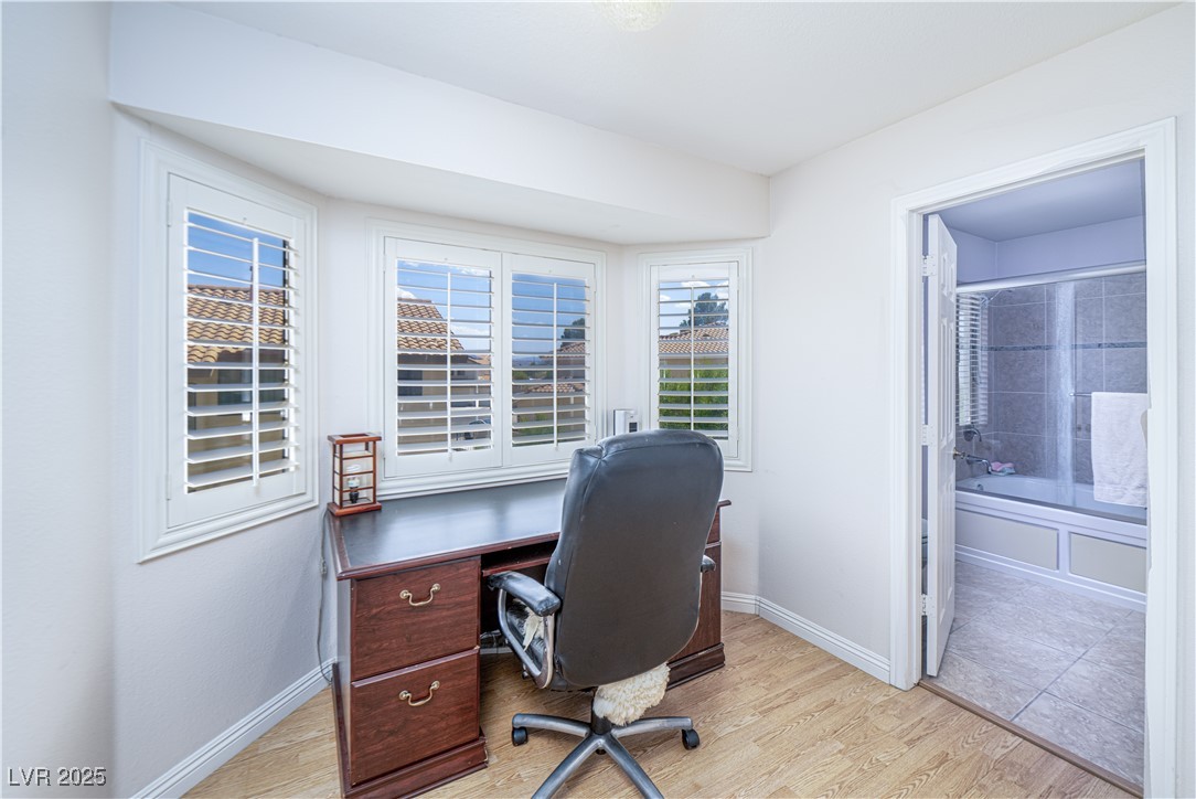 Las Vegas, Nevada, 89117, United States, 3 Bedrooms Bedrooms, ,3 BathroomsBathrooms,Residential,For Sale,1902461