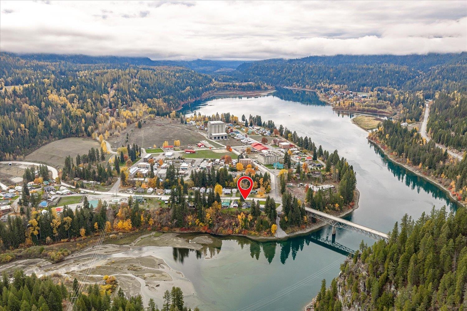 Metaline Falls, Washington, 99153, United States, 5 Bedrooms Bedrooms, ,3 BathroomsBathrooms,Residential,For Sale,1986087