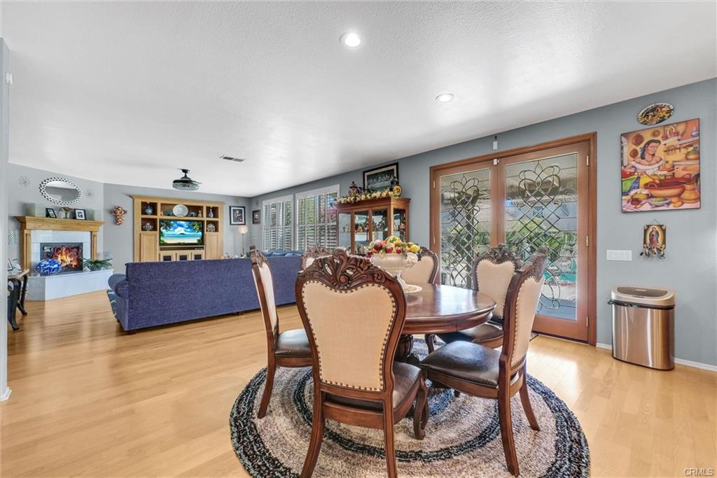 Eastvale, California, 91752, United States, 5 Bedrooms Bedrooms, ,4 BathroomsBathrooms,Residential,For Sale,1825182
