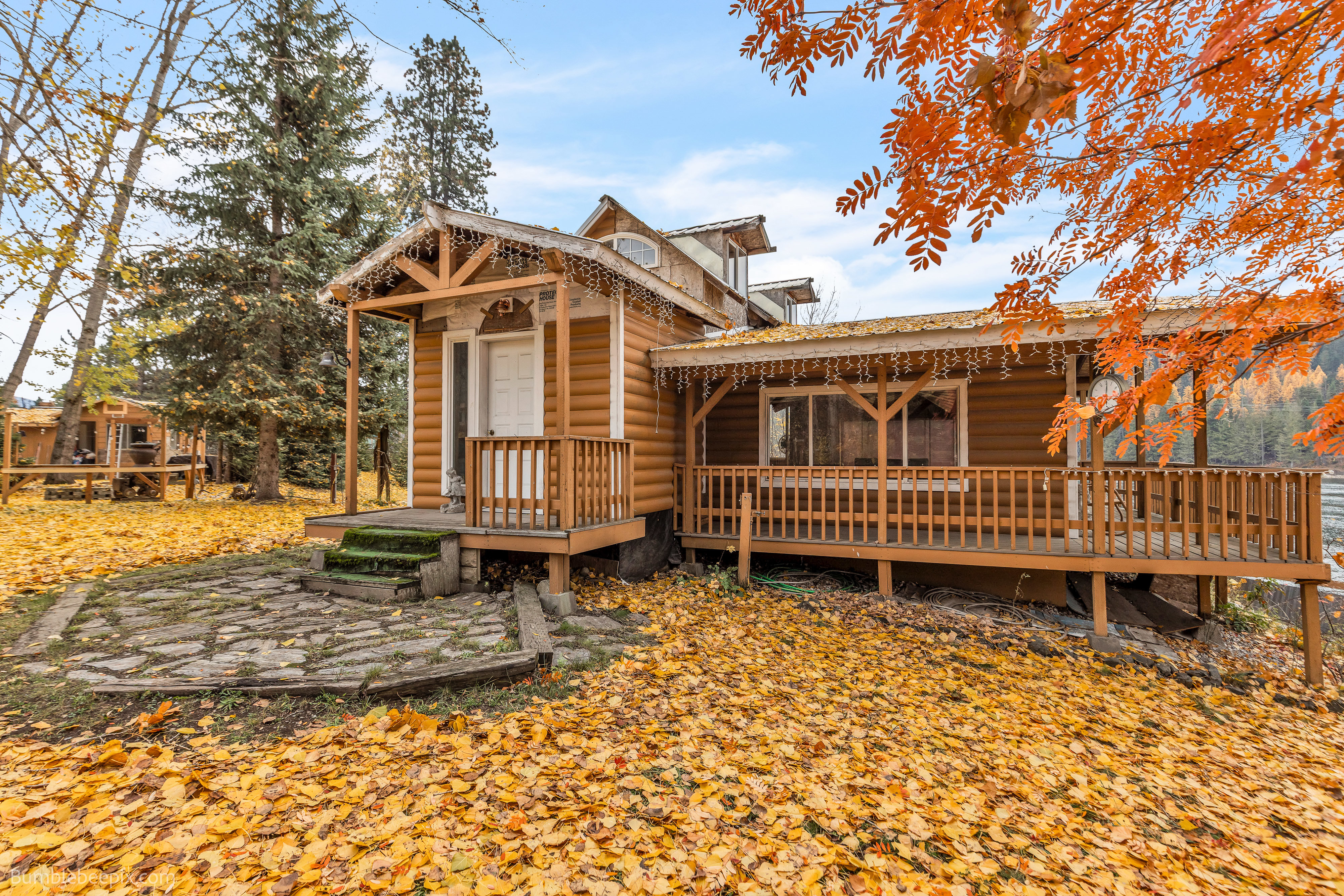 Cusick, Washington, 99119, United States, 4 Bedrooms Bedrooms, ,1 BathroomBathrooms,Residential,For Sale,1988641