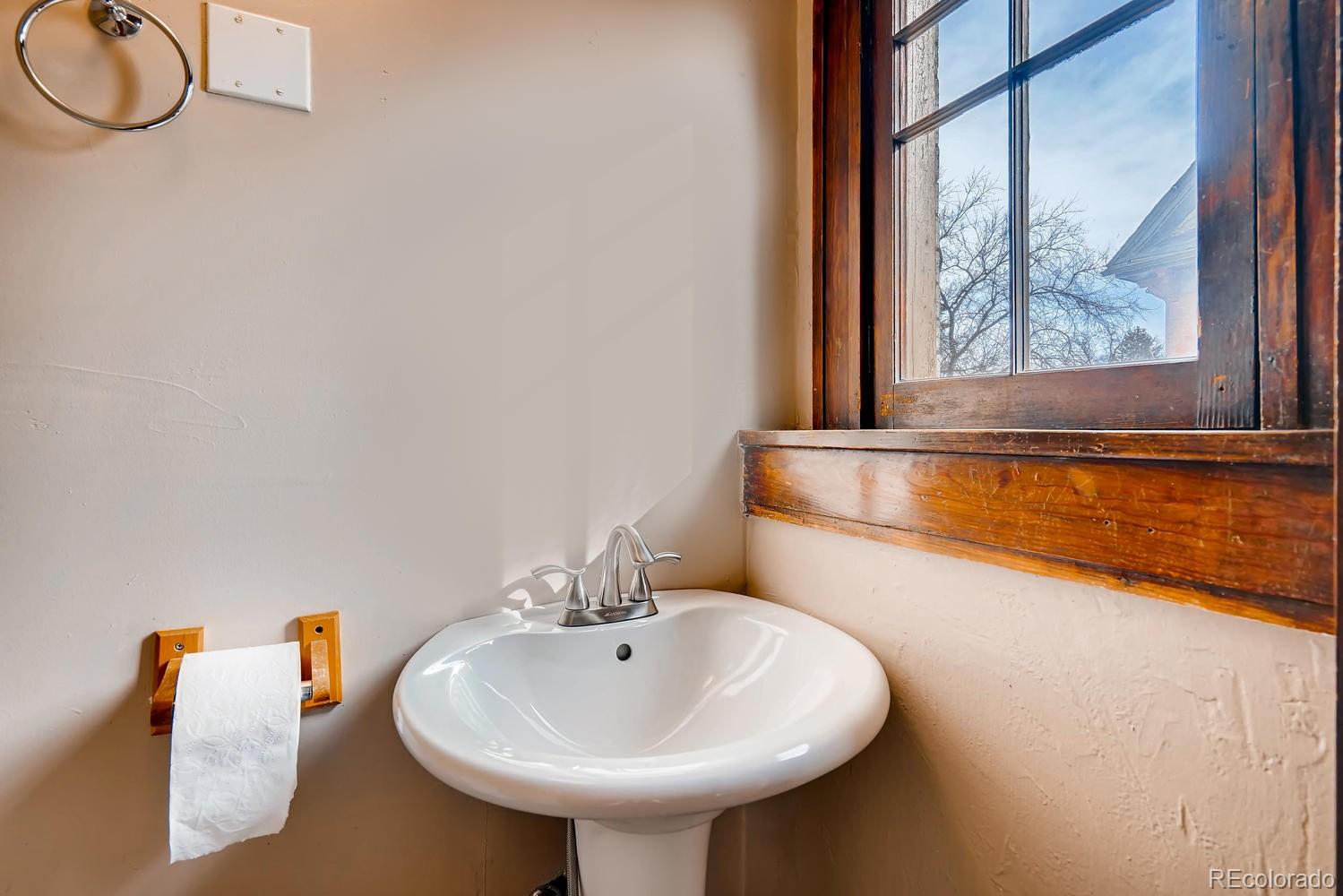 Denver, Colorado, 80211, United States, 5 Bedrooms Bedrooms, ,Residential,For Sale,1941299