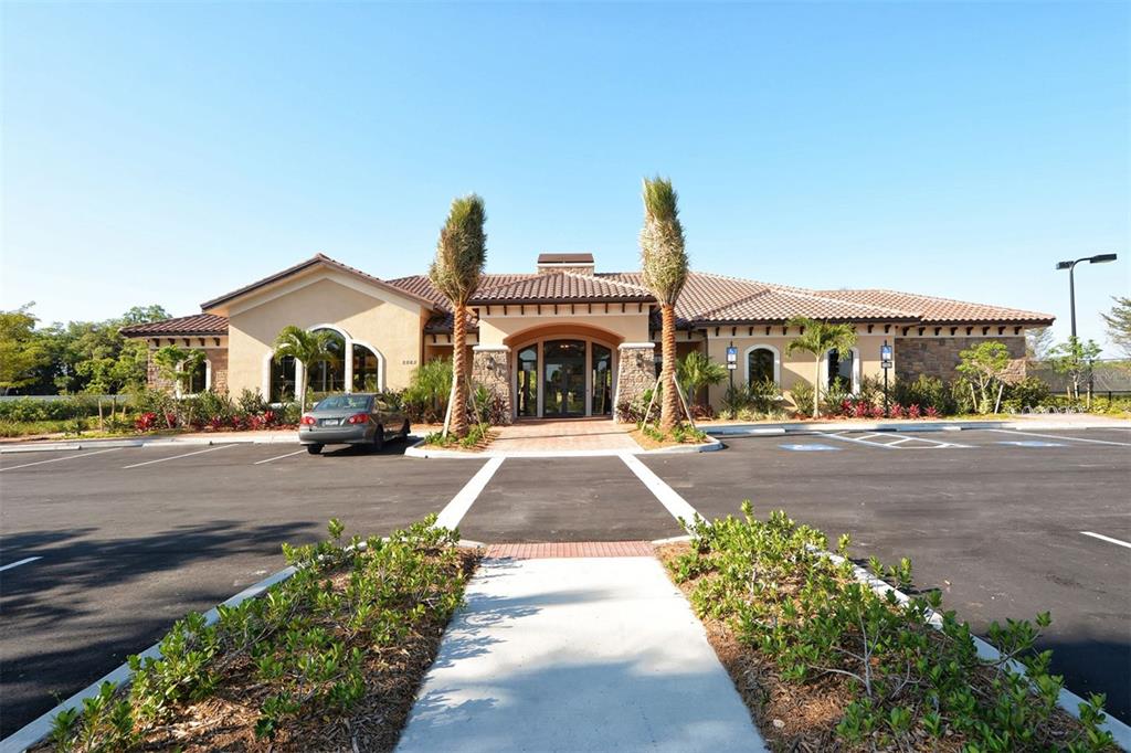 Sarasota, Florida, 34231, United States, 2 Bedrooms Bedrooms, ,3 BathroomsBathrooms,Residential,For Sale,2002128