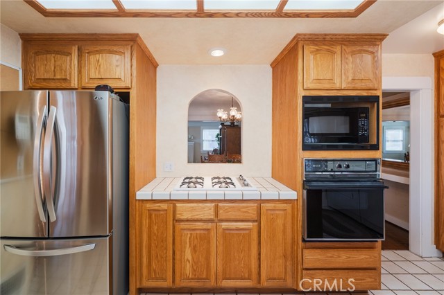 Anaheim, California, 92805, United States, 2 Bedrooms Bedrooms, ,1 BathroomBathrooms,Residential,For Sale,1986125