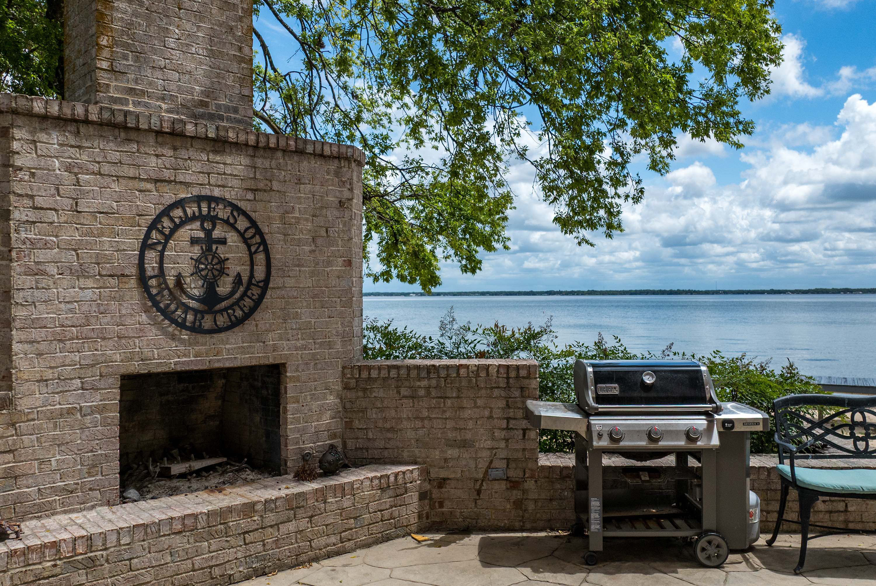  Waterfront Compound on 3.746 Acres at Cedar Creek Lake - 物件實景