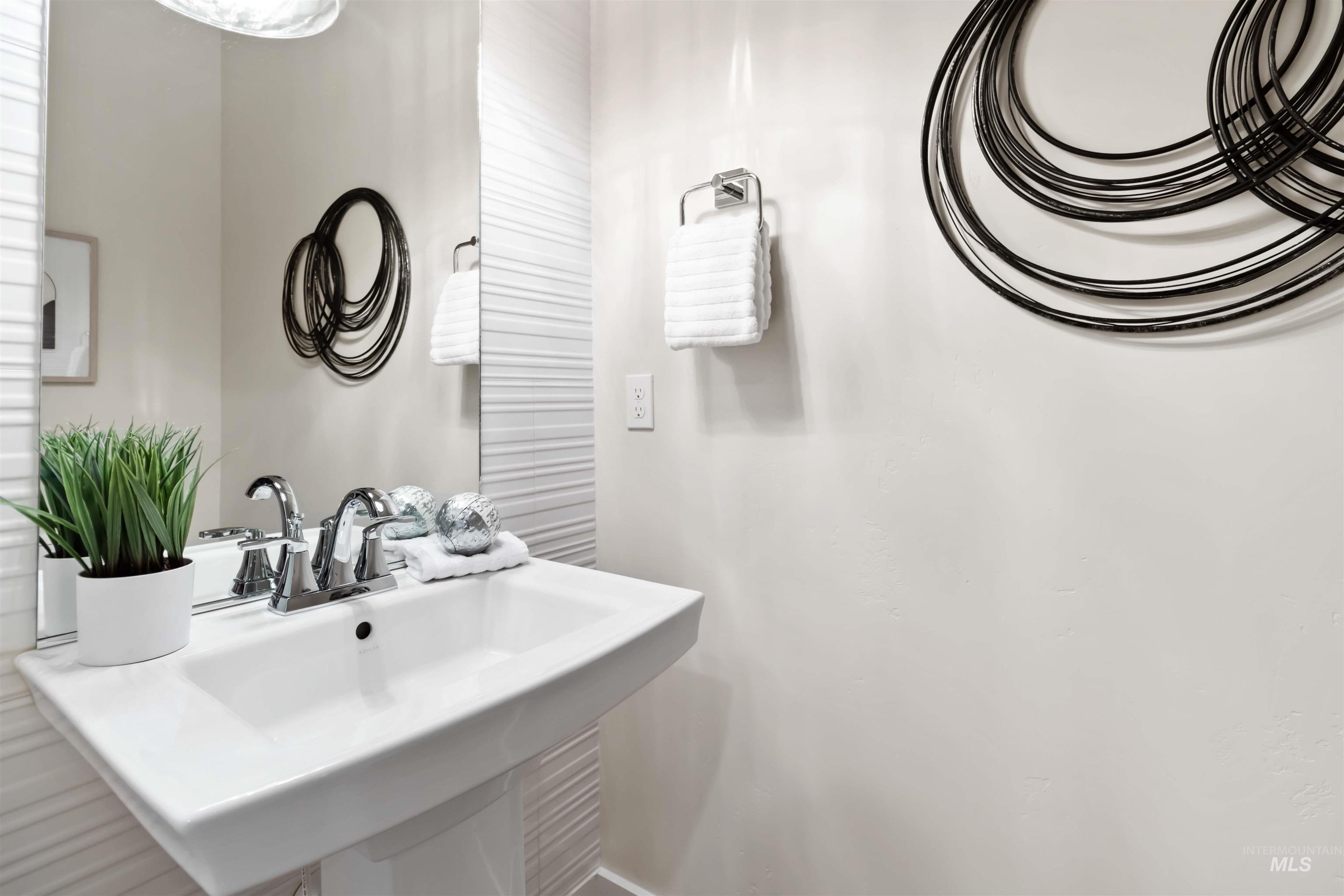 Meridian, Idaho, 83642, United States, 3 Bedrooms Bedrooms, ,3 BathroomsBathrooms,Residential,For Sale,1890290