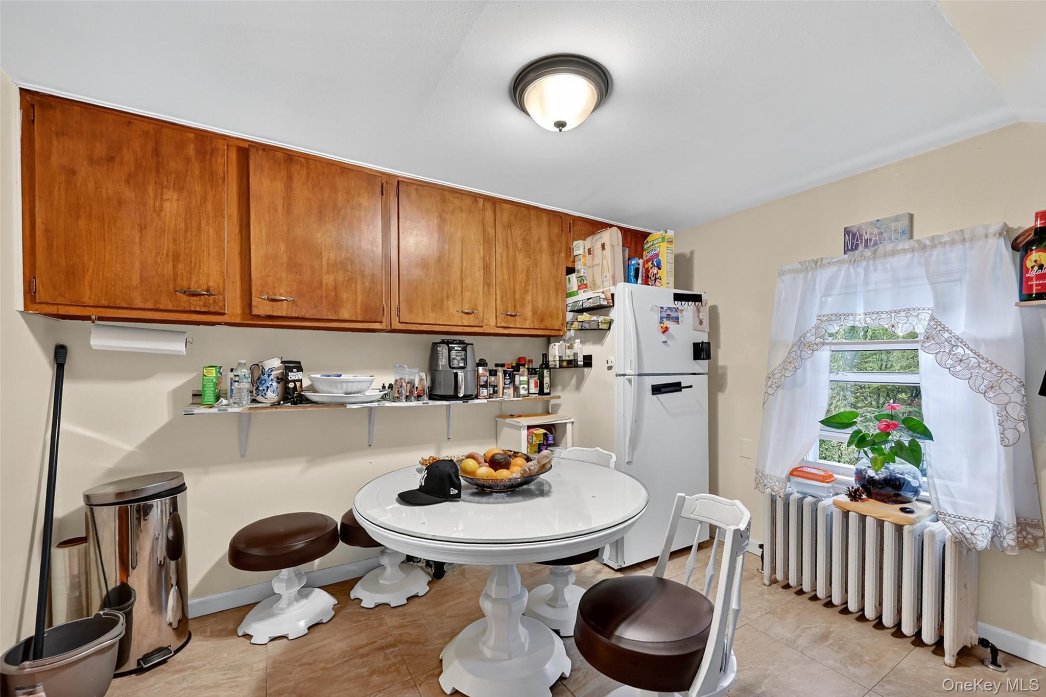 Monsey, New York, 10952, United States, 5 Bedrooms Bedrooms, ,4 BathroomsBathrooms,Residential,For Sale,1981172