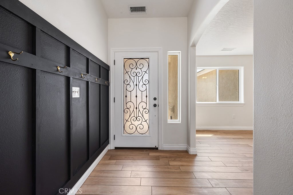 Hesperia, California, 92345, United States, 4 Bedrooms Bedrooms, ,3 BathroomsBathrooms,Residential,For Sale,1937064