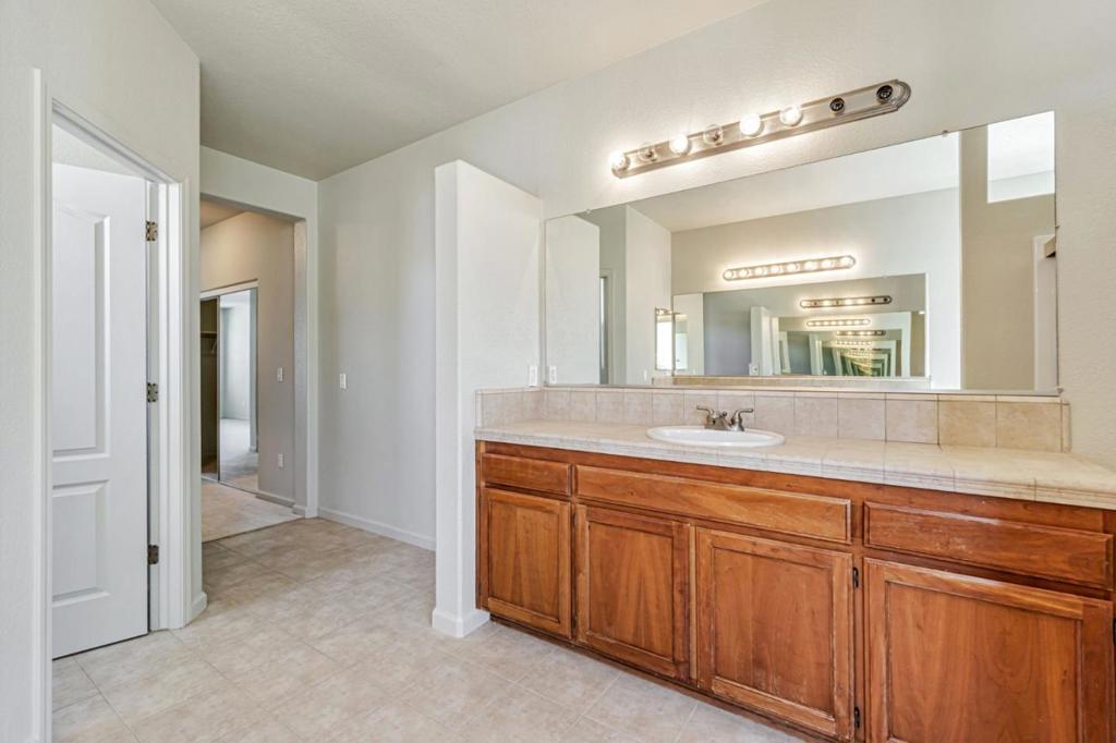 Pittsburg, California, 94565, United States, 6 Bedrooms Bedrooms, ,5 BathroomsBathrooms,Residential,For Sale,1791756