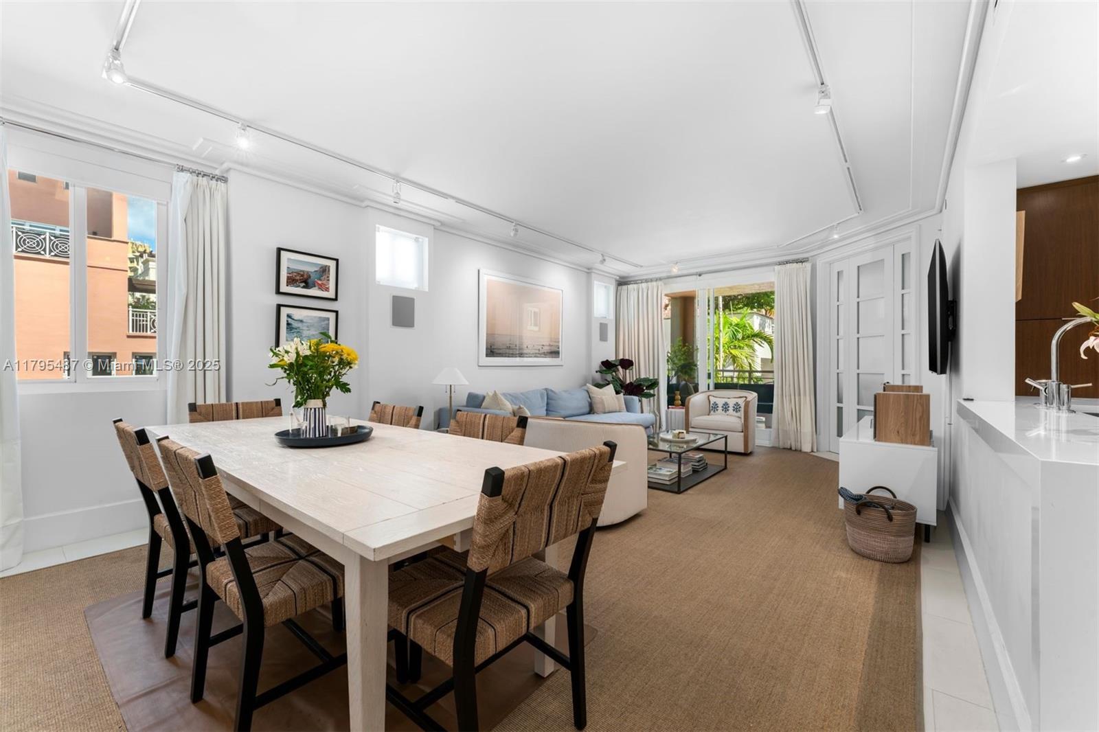 Miami Beach, Florida, 33139, United States, 3 Bedrooms Bedrooms, ,3 BathroomsBathrooms,Residential,For Sale,1794806