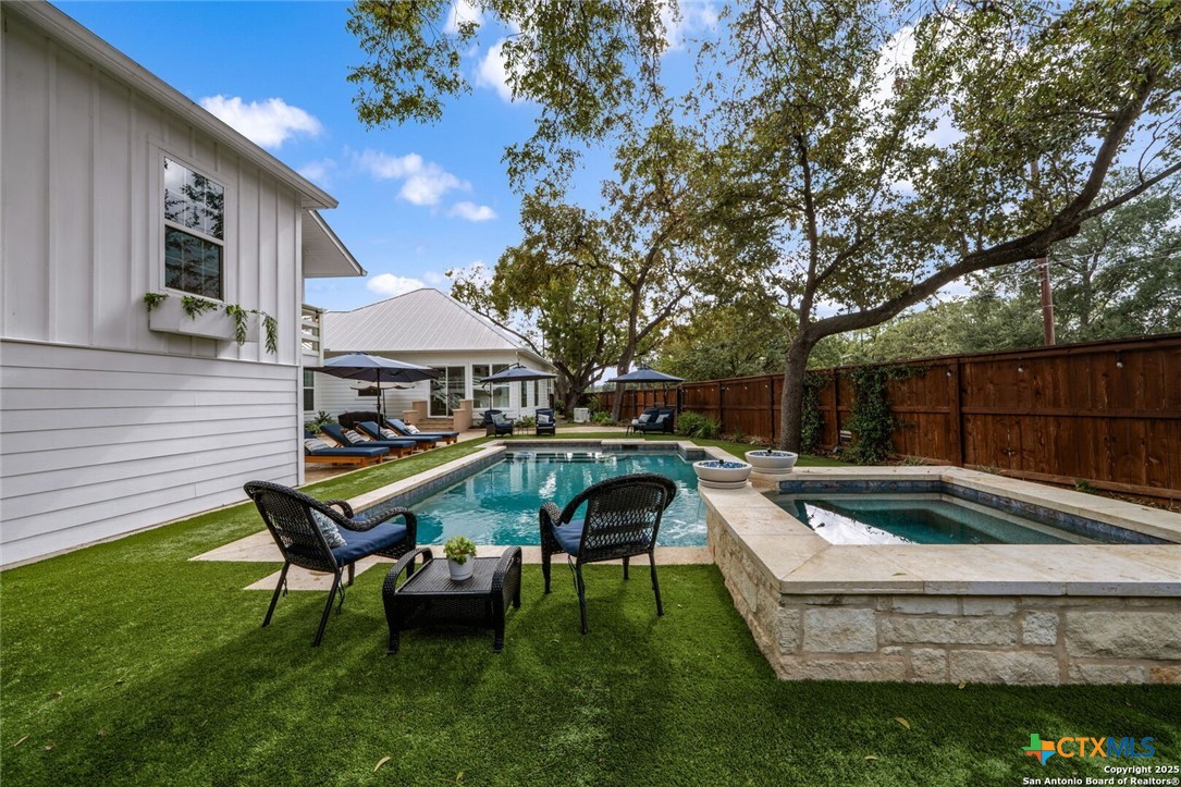 San Antonio, Texas, 78204, United States, 4 Bedrooms Bedrooms, ,4 BathroomsBathrooms,Residential,For Sale,1989633