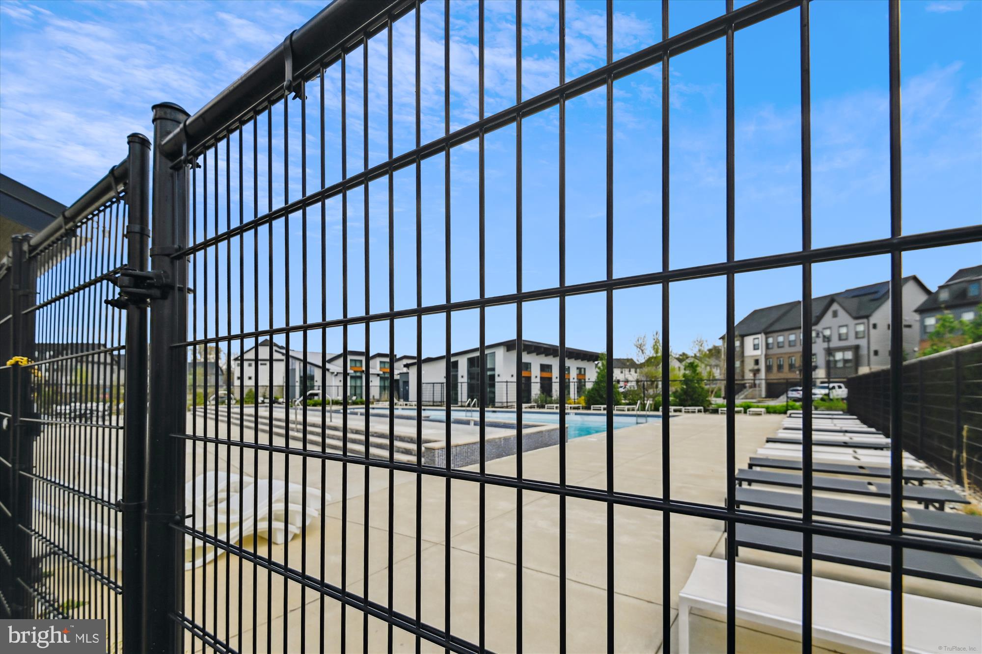 Glen Burnie, Maryland, 21060, United States, 4 Bedrooms Bedrooms, ,4 BathroomsBathrooms,Residential,For Sale,2010284