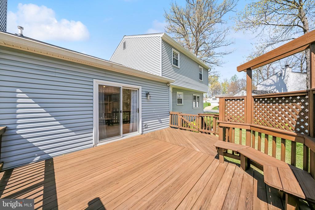 Springfield, Virginia, 22153, United States, 3 Bedrooms Bedrooms, ,3 BathroomsBathrooms,Residential,For Sale,1895799