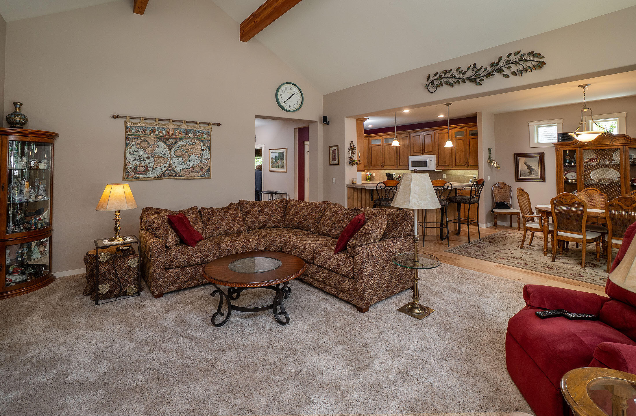 Bend, Oregon, 97702, United States, 3 Bedrooms Bedrooms, ,2 BathroomsBathrooms,Residential,For Sale,1883442