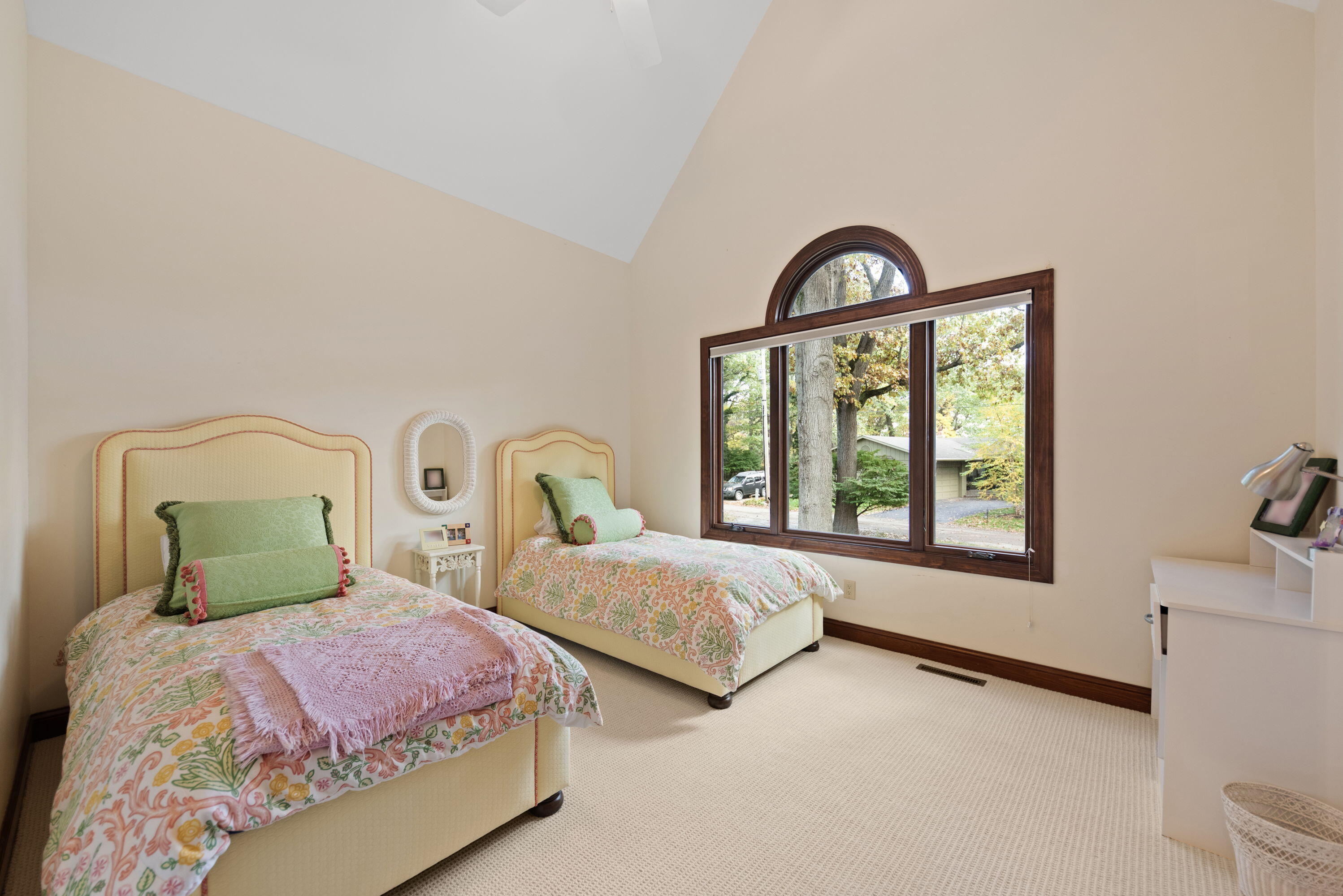 New Buffalo, Michigan, 49117, United States, 4 Bedrooms Bedrooms, ,3 BathroomsBathrooms,Residential,For Sale,1987868