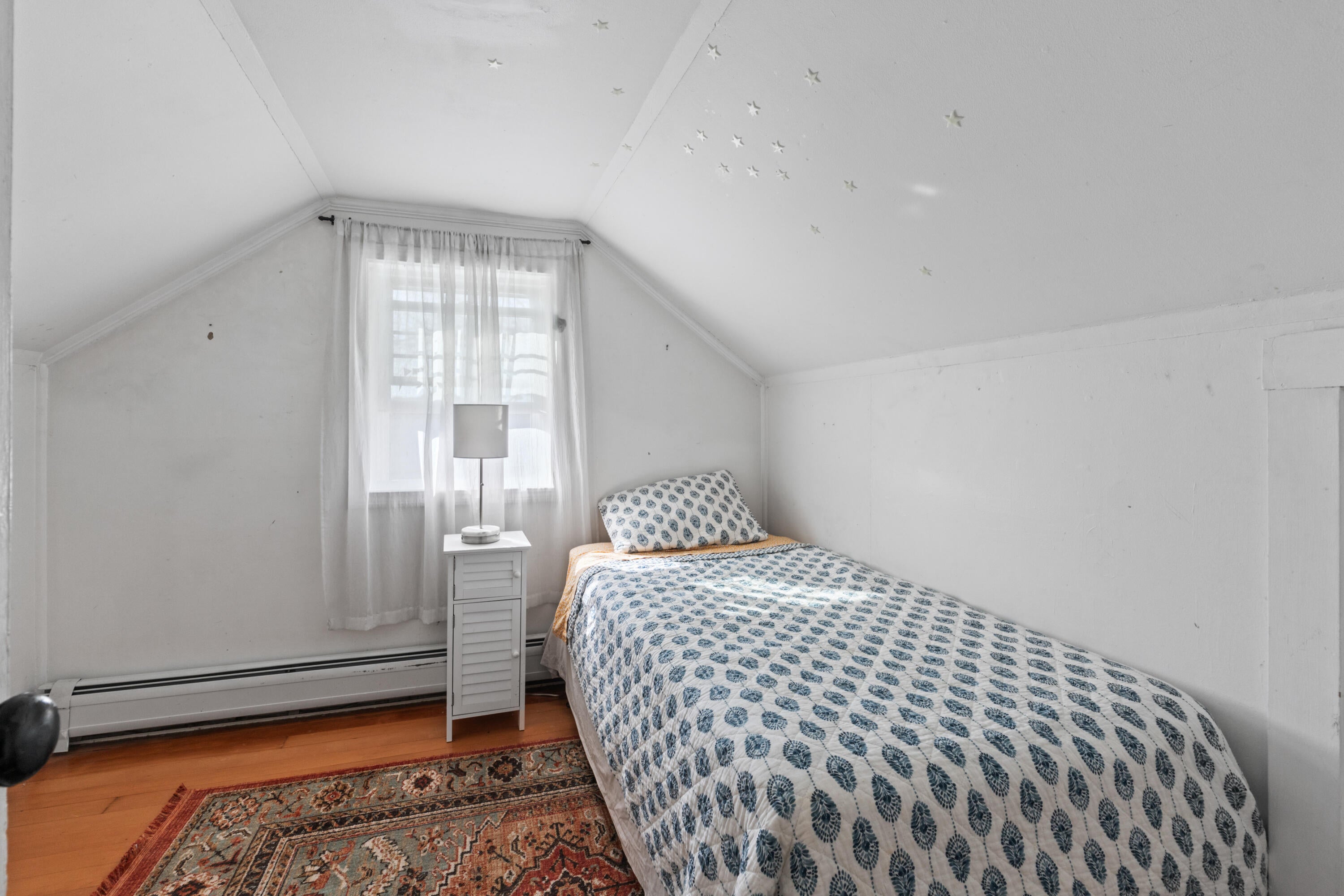 Eliot, Maine, 03903, United States, 4 Bedrooms Bedrooms, ,2 BathroomsBathrooms,Residential,For Sale,1977194